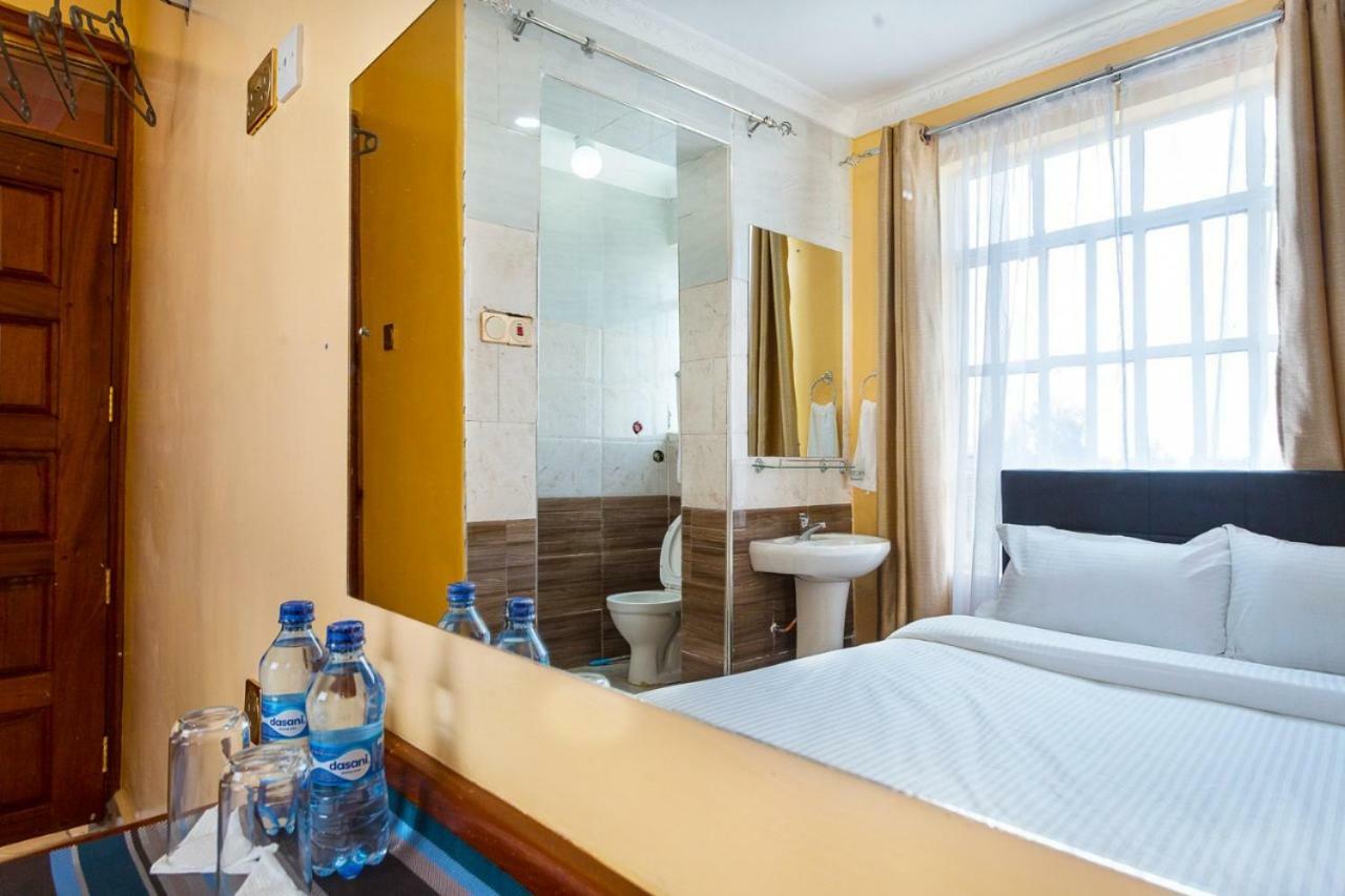 Kentania Hotel Nakuru Bagian luar foto